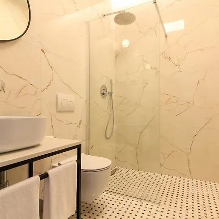 Luxury Modern Seafront Olesea With Amazing View Of The Sea Only 50m From The Zurkovo