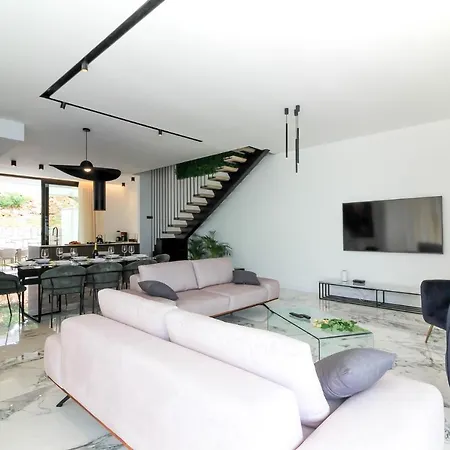 Luxury Modern Seafront Olesea With Amazing View Of The Sea Only 50m From The Villa