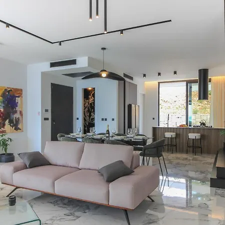 Villa Luxury Modern Seafront Olesea With Amazing View Of The Sea Only 50m From The *