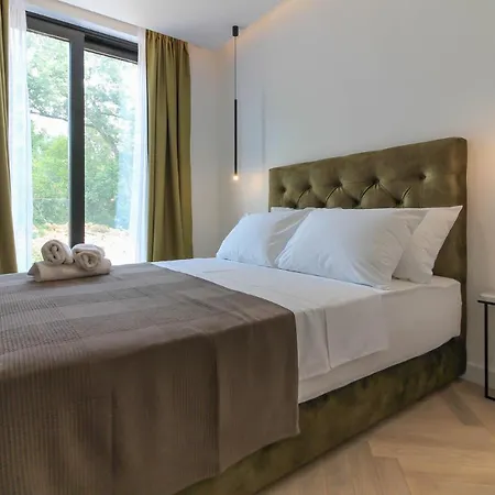 Luxury Modern Seafront Olesea With Amazing View Of The Sea Only 50m From The Villa *